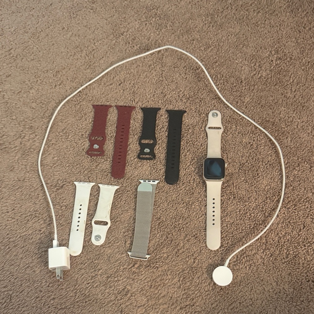 Smartwatch with Interchangeable Bands